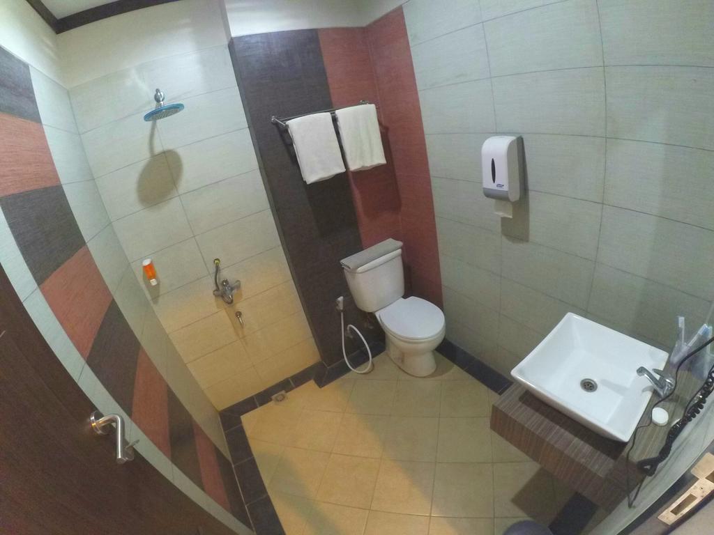 Hotel Grand Hani 3*